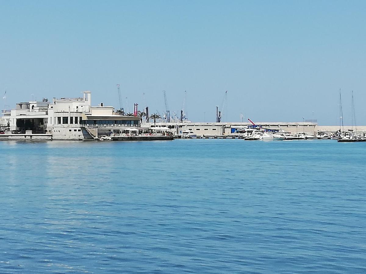 De Rossi Holiday Bari Exterior photo